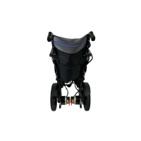 ⁦كرسي متحرك الومنيوم خفيف الوزن كفرات صغيرة⁩ - الصورة ⁦2⁩